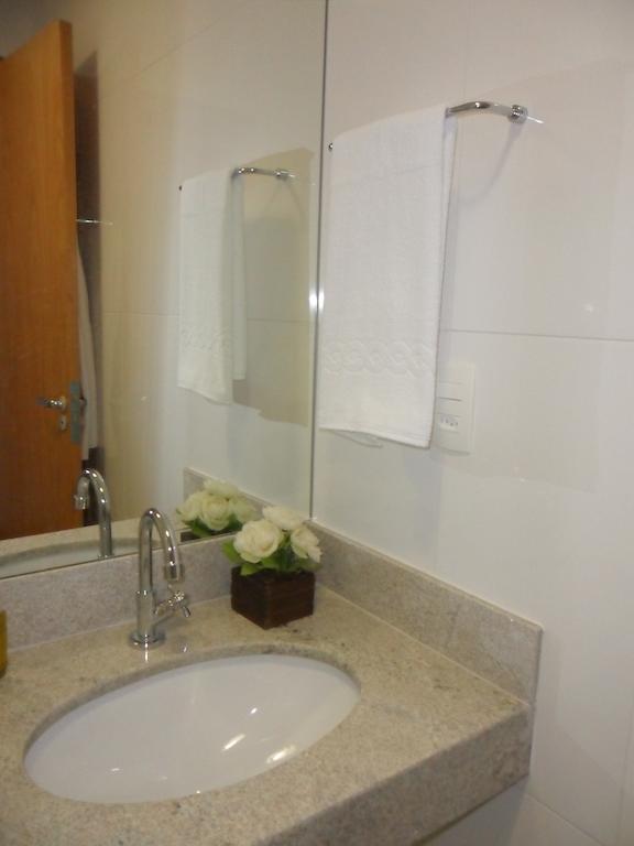 Lord Hotel Aeroporto Confins Vespasiano Δωμάτιο φωτογραφία