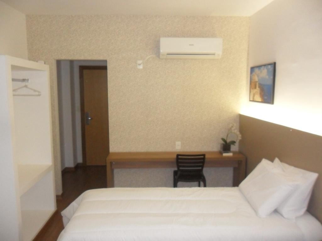 Lord Hotel Aeroporto Confins Vespasiano Δωμάτιο φωτογραφία