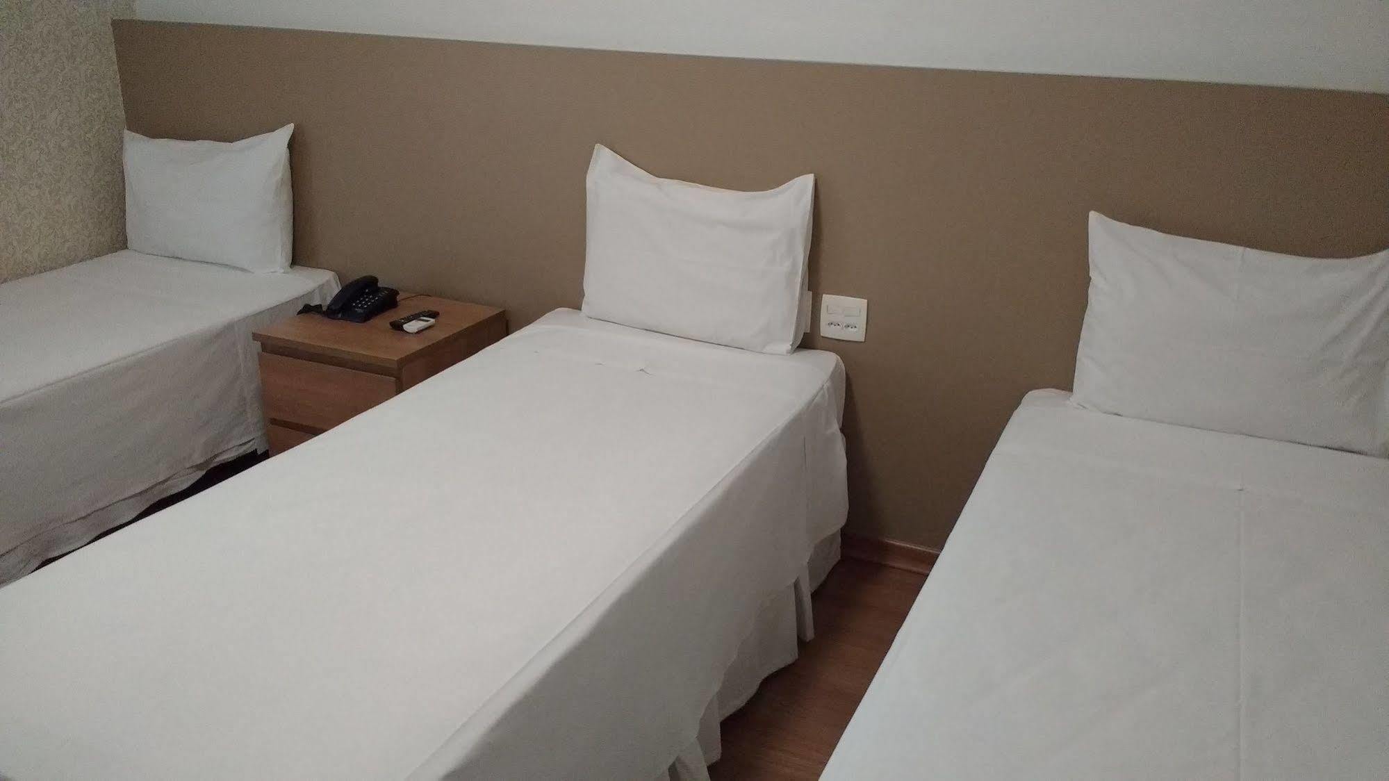 Lord Hotel Aeroporto Confins Vespasiano Εξωτερικό φωτογραφία